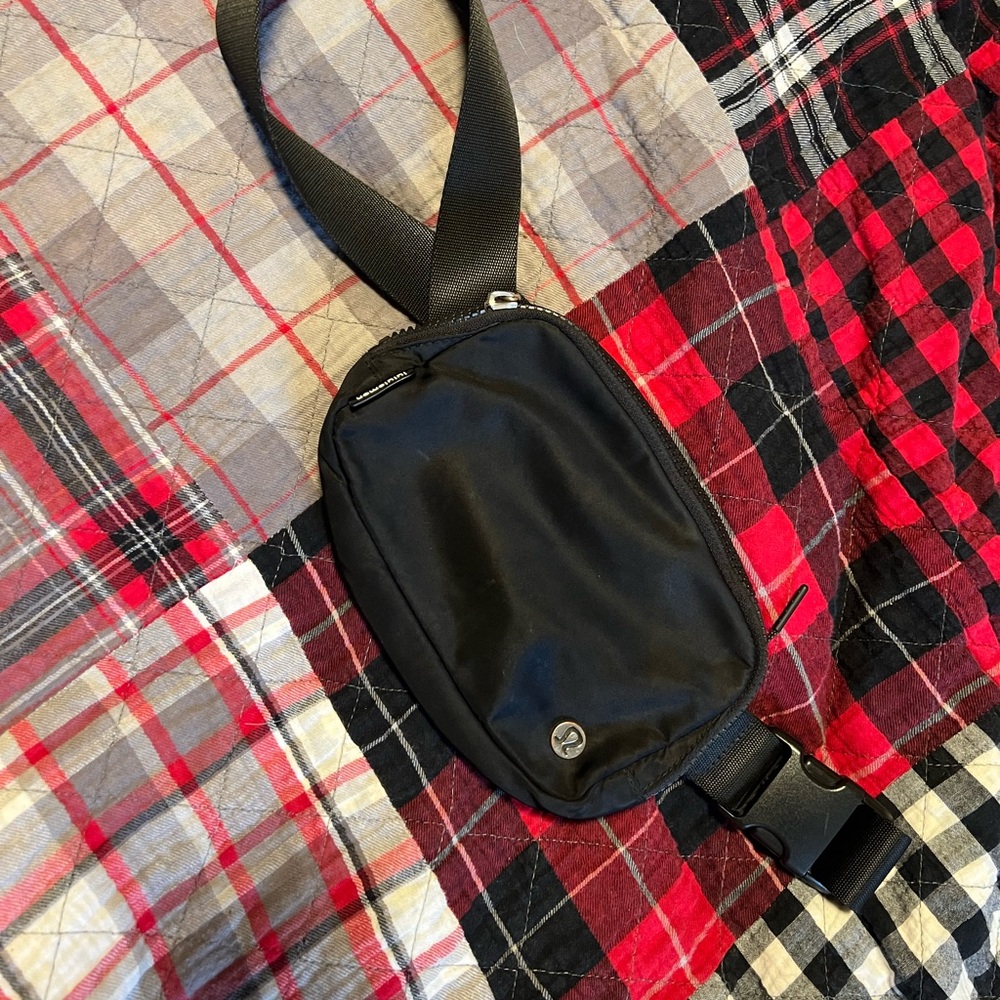 Lululemon Athletica Black Belt Bag